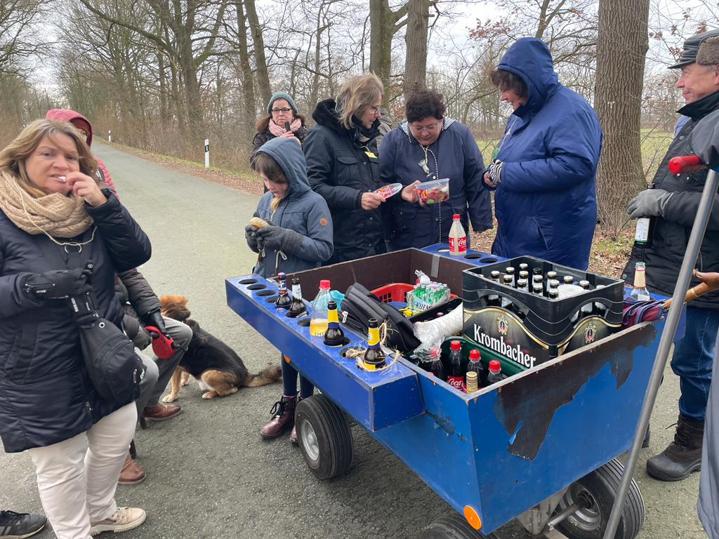 Bosseln 2023 – Pause am Wegesrand